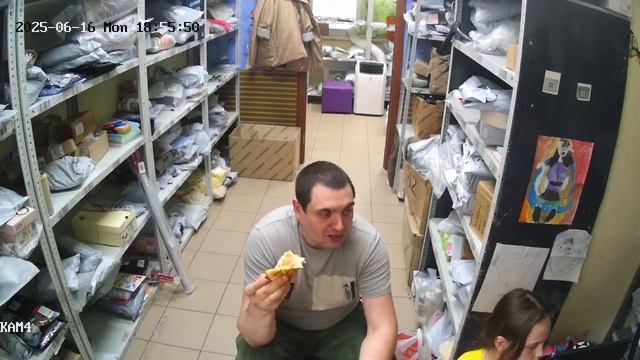 Кто не работает тот ест