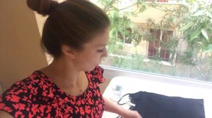 Как отстирать белые пятна дезодоранта с чёрной одежды