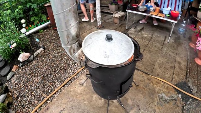 Готовим уху из фарели семьей