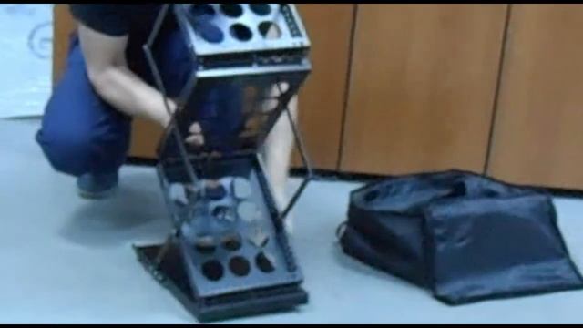 Сборка мобильной буклетницы Metal Holder. megadisplay.ru смотреть онлайн