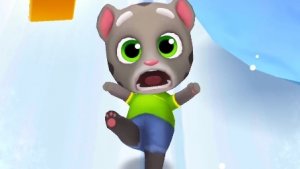 Говорящий Том бег за золотом