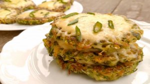 Оладушки из кабачка без муки - очень вкусные, ароматные, замечательно держат форму!
