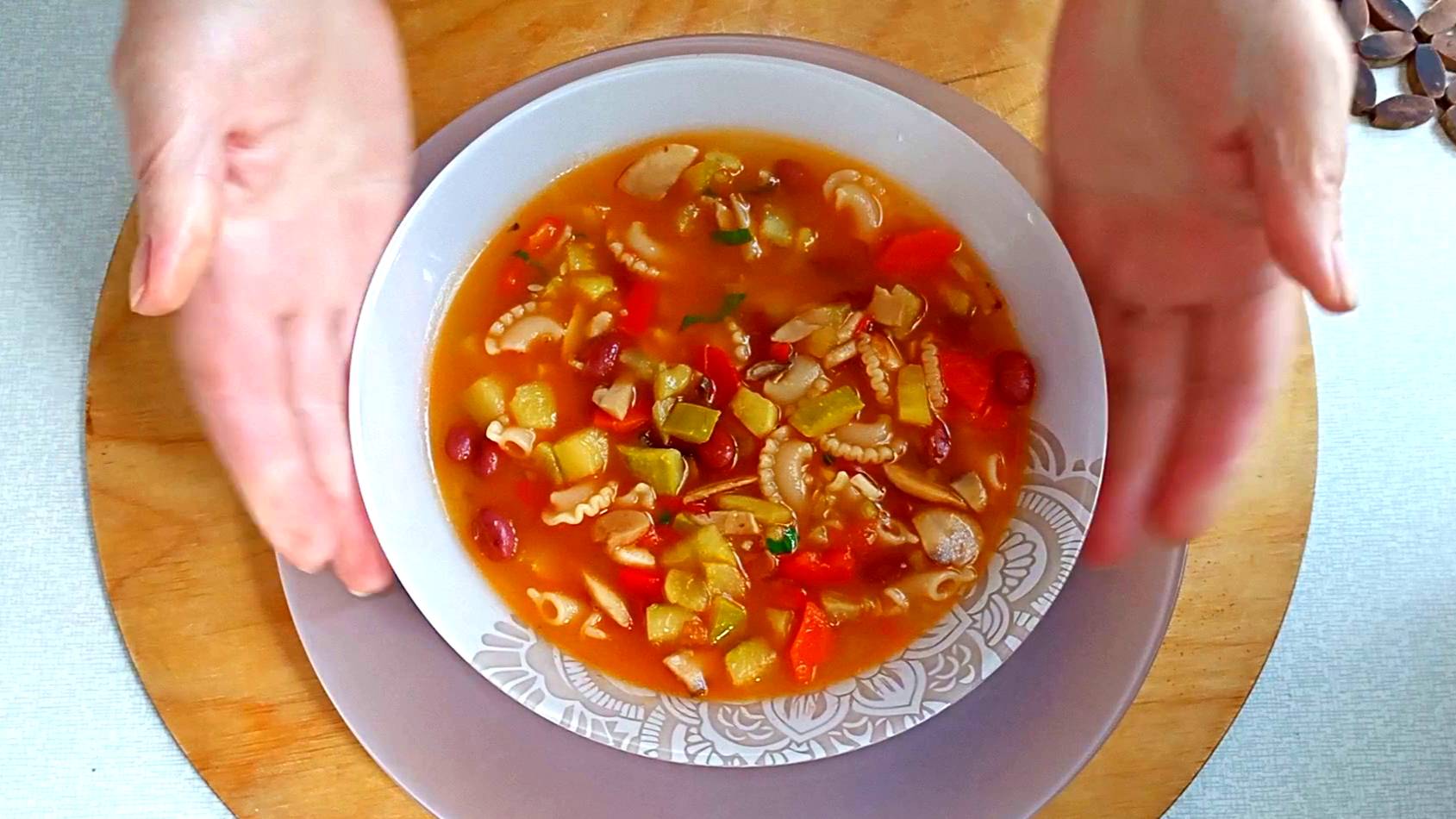 Вкуснейший суп - Минестроне — овощной суп из Италии. Классический рецепт смотреть онлайн