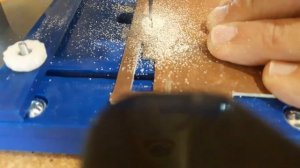 Фрезеровка текстолита на станине для дремеля.