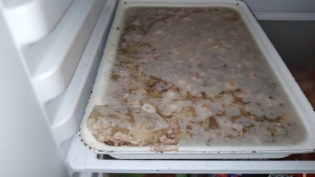 Готовка крабового салата. смотреть онлайн