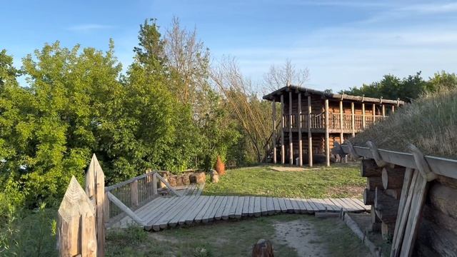 Муром, посетили музей русского богатыря « Изба Ильи Муромца » в селе Карачарово. смотреть онлайн