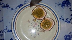 Как есть маракуйя