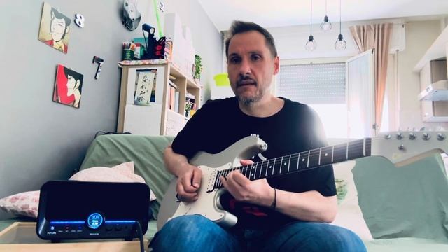 MOOER F15i смотреть онлайн