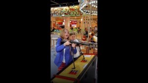 Автодром и другие развлечения в парке ФанкиТаун