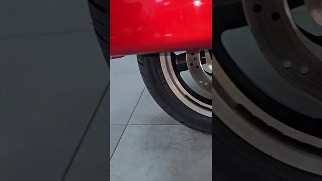 HARLEY-DAVIDSON FLD (DYNA SWITCHBACK) (2012) красный смотреть онлайн