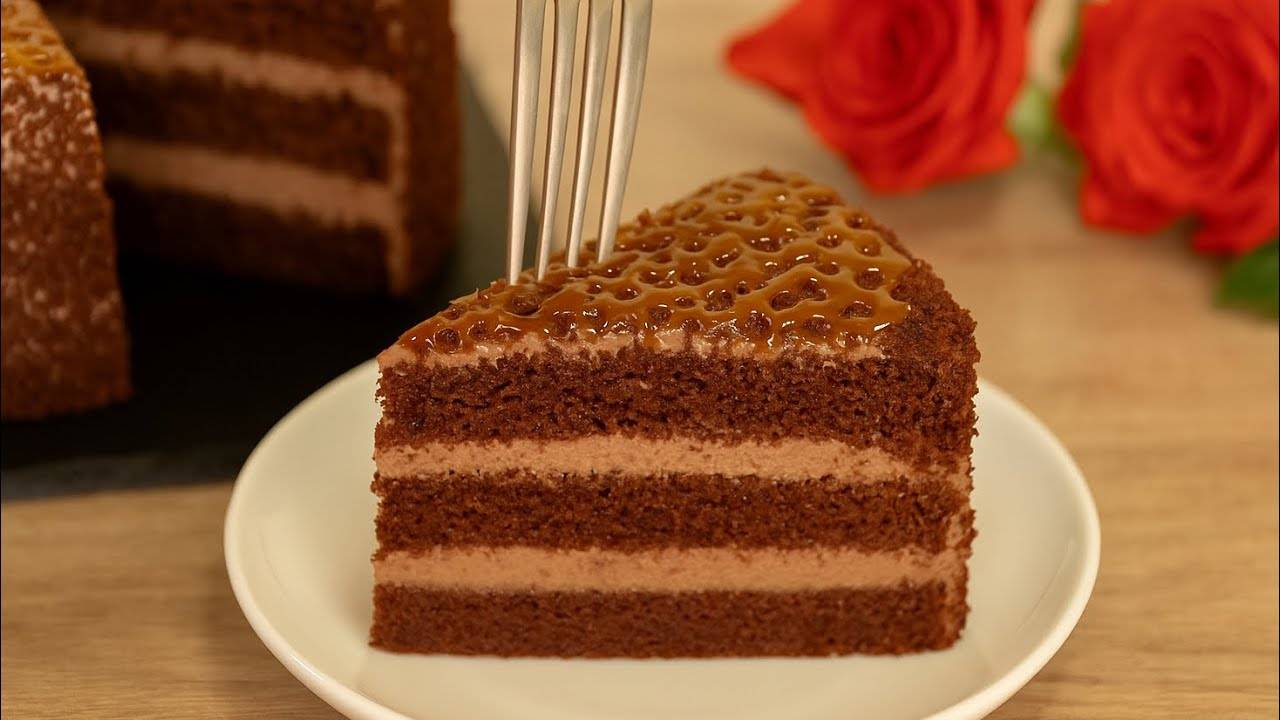 Самый простой и быстрый в приготовлении шоколадный торт, который тает во рту.