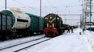 Тепловоз ТЭМ2-3058 резервом с приветливым машинистом.