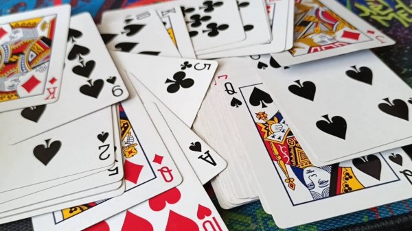 Карты игральные