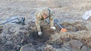 Стало интересно, на сколько по деньгам потянет закопанный металл со старой кузни.