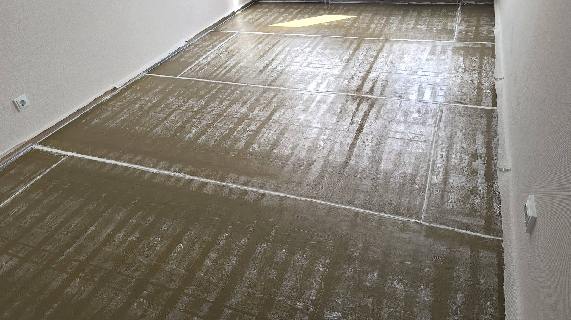 Шумоизоляция звукоизоляция пола самостоятельно своими руками 3 серия подложка мембрана ламинат смотреть онлайн