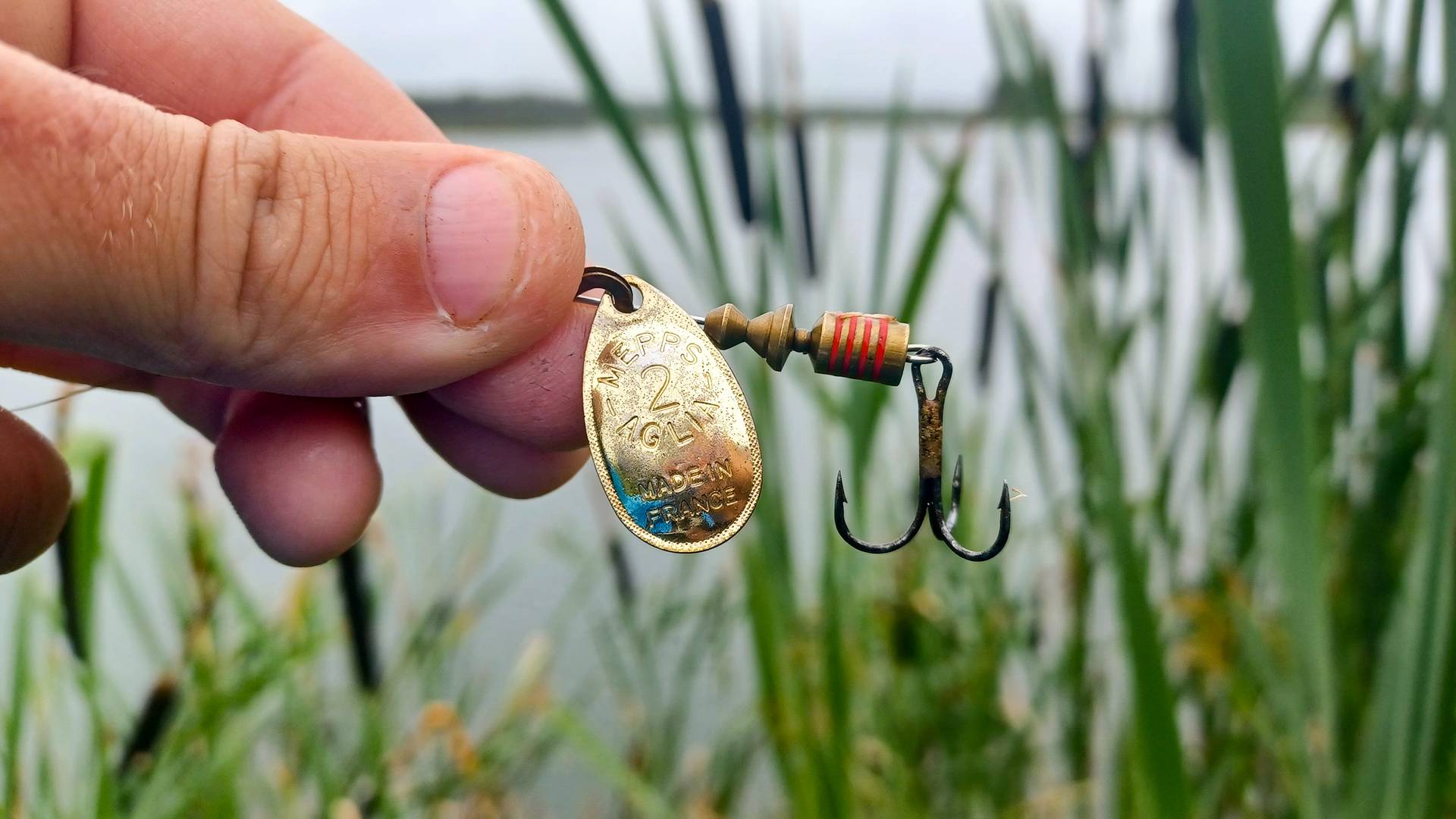 ПОСТАВИЛ ЛЕСКУ и ВЕРТУШКУ, пошёл ХОРОШИХ ЩУК и ОКУНЕЙ ЛОВИТЬ! Рыбалка на спиннинг в 2025 смотреть онлайн