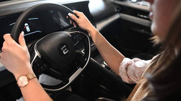 Evolute представит в РФ новый самый доступный гибридный автомобиль