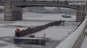 Монтаж 17-метрового шпунта Ларсена Л5-УМ в воде