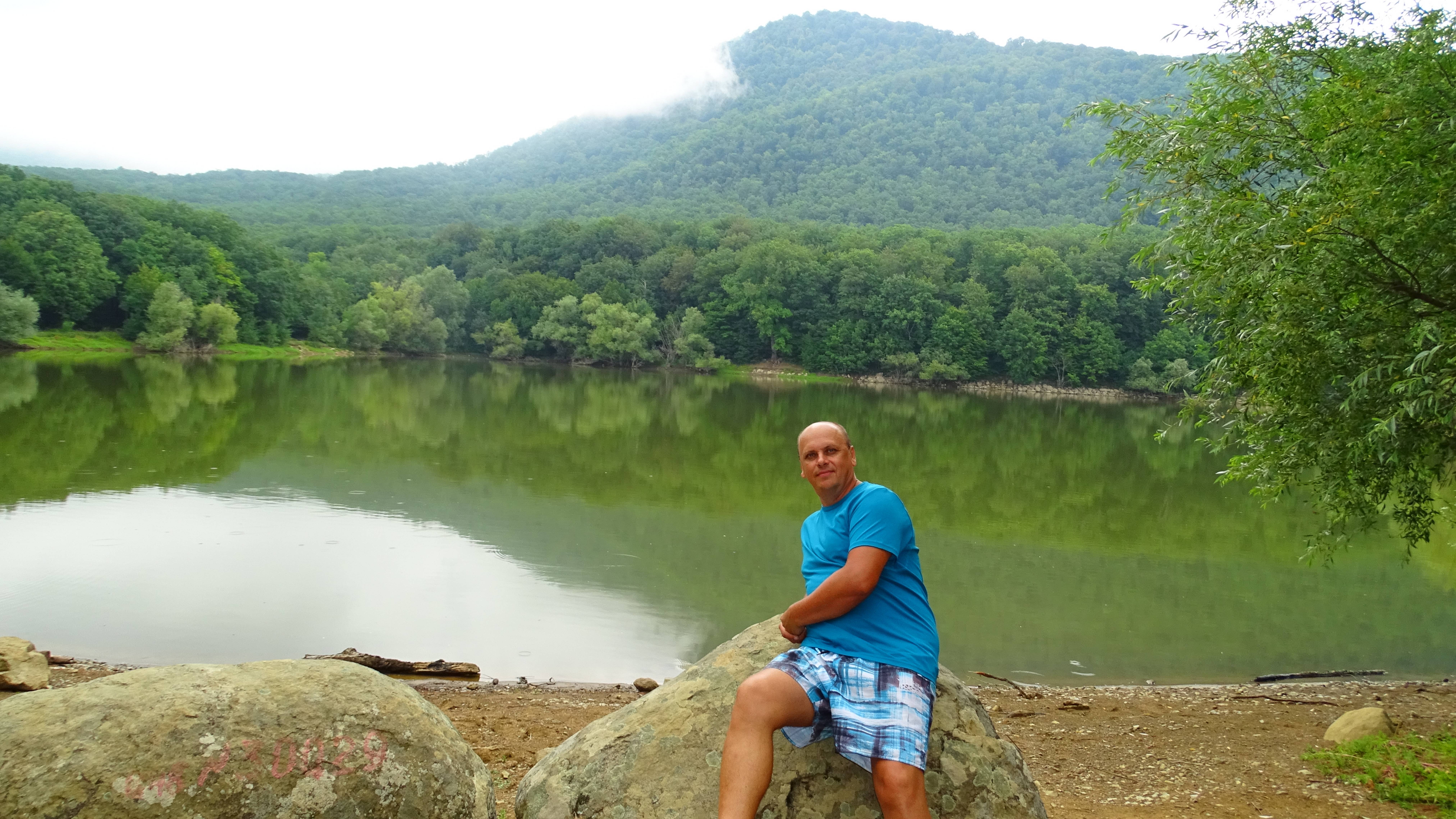 Поход на Крымское озеро Кастель в Алуште. Гора Парагильмен. смотреть онлайн