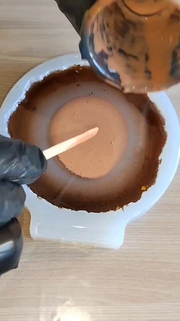 Заливаю подстаканник из эпоксидной смолы смотреть онлайн