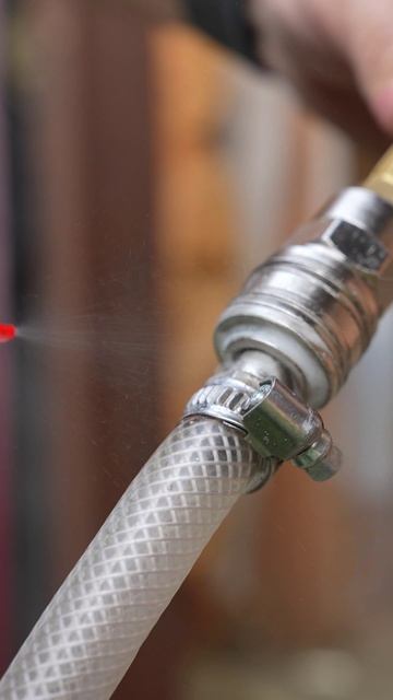 Как найти утечку газа с помощью детектора AXIOM смотреть онлайн