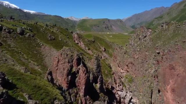 Приэльбрусье. Джилы-Су путь к водопаду Сылтран-су смотреть онлайн