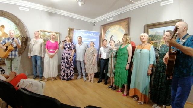 "Изгиб гитары жёлтой" (Олег Митяев)