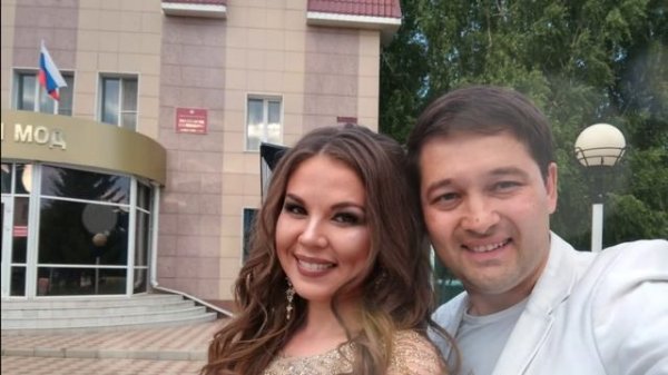 Гузель Уразова - "Хыялым" клип с подборкой личных фото из жизни