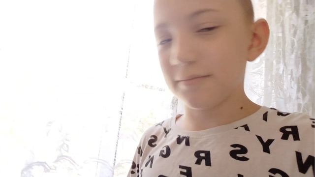 Сделали джем с яблок и лимона 🍋?Закрутили в банки как выглядит и какого цвета?