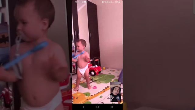 На видео связи с бабушкой Олей смотреть онлайн