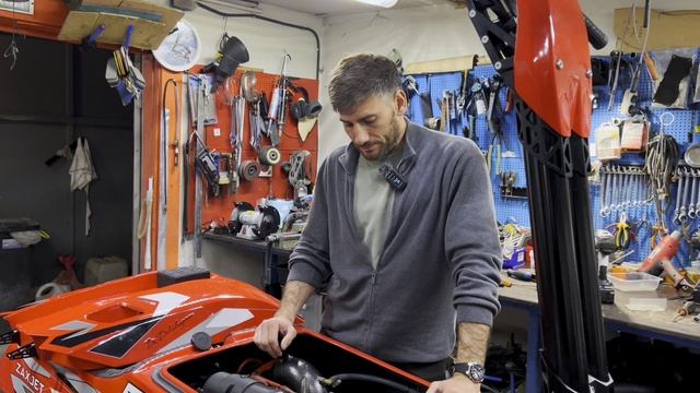 Не заводится гидроцикл? Быстрые решения! смотреть онлайн