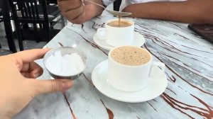 В 3 года ВЫПУСКНОЙ В ИНДИИ. В чем трудности подготовки. Дочки выступают на сцене. Испугались ли?