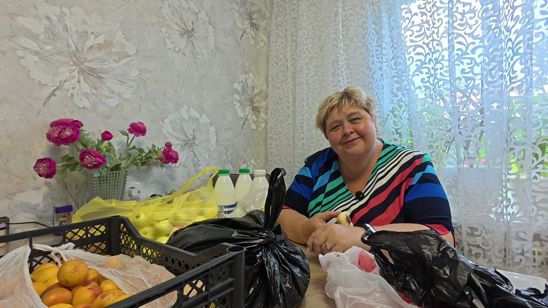 Провожаем Женю и Алёну в аэропорт. Наши покупки на базе. смотреть онлайн