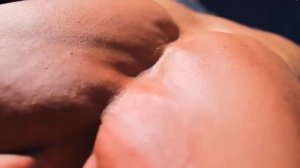 Как сделать красивую грудь Упражнения  Качаем грудные мышцы в тренажерном зале