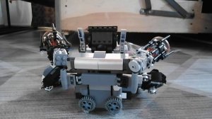 Джи титан из лего