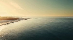 Море релакс видео: аэросъёмка моря, волн и берега под успокаивающую музыку