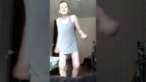 зай 1 смайлик в чате прыгаю в свою кровать