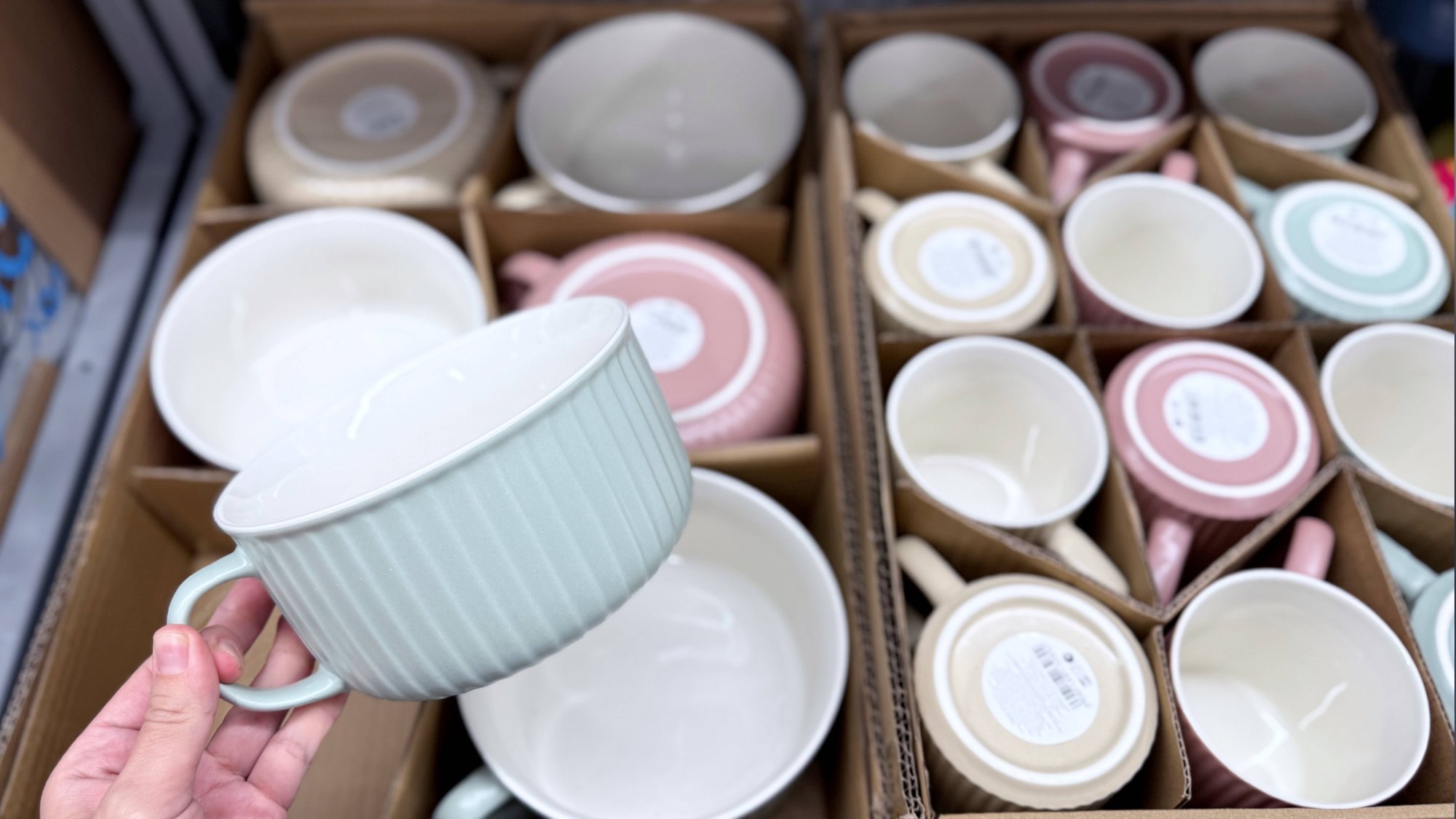 💛 ЧИЖИК ОТЖИГАЕТ НОВЫМ ЗАВОЗОМ 🔥 РАЗЫГРАЛСЯ АППЕТИТ ОТ КНИГ 😍 Все новинки недели в видео ✅ смотреть онлайн