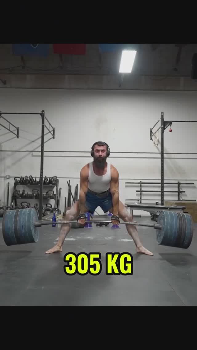 ТОП тренировочная программа Анатолия 💪 #shorts #anatoly #prank #gym #fitness #анатолий #пранк смотреть онлайн