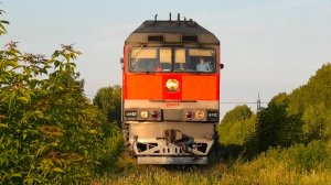 ТЭП70-0525 с пригородным поездом Тавда - Егоршино