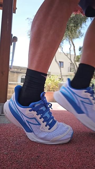 Спортивная модель ⚡️Diadora Nucleo 2 смотреть онлайн