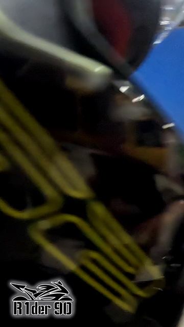 Забираю сникерс)