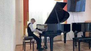 Андрей Курносов, 3 класс, 10 лет. С. Прокофьев, Вечер.