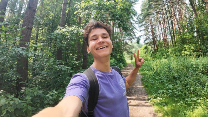 俄罗斯男子备战2025年莫斯科马拉松 唱中国歌 || “海闊天空 ”和“霍元甲” смотреть онлайн