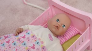 Мультик Про БЕБИ БОН: Приготовление еды для куклы baby born: Кормление малышки Аннабелл