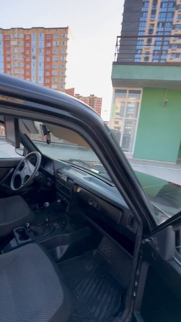 Обзор Нива 4*4 2018 год (5дверка) 1.7 механика 32000 км пробег