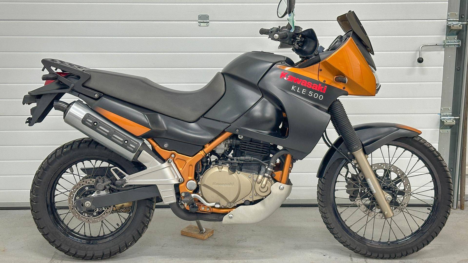 Kawasaki KLE500 - JKALE500ABA087406 смотреть онлайн