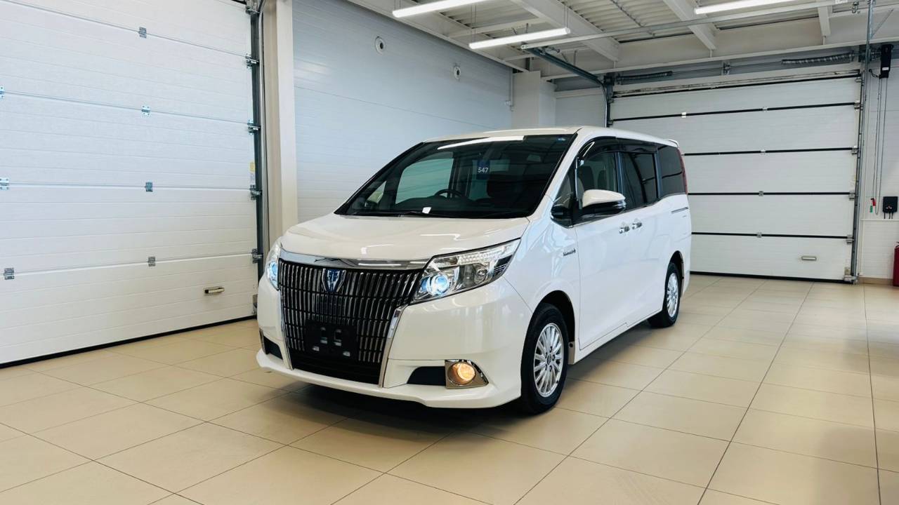 Toyota Esquire, 2015 год