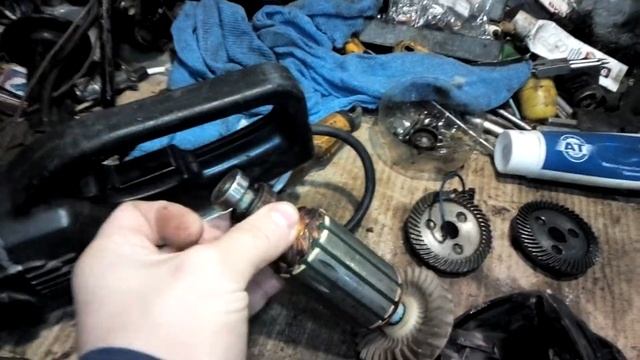 замена редукторной пары на болгарке смотреть онлайн