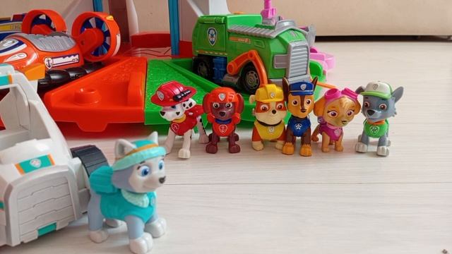 Щенячий патруль 1 серия-"Новый член команды:Эверест" смотреть онлайн